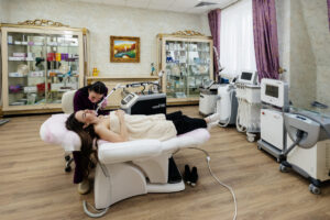 Hardware cosmetology